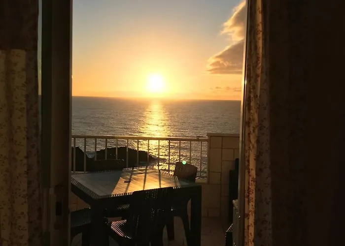 Wonderful Sea Views Apartman *